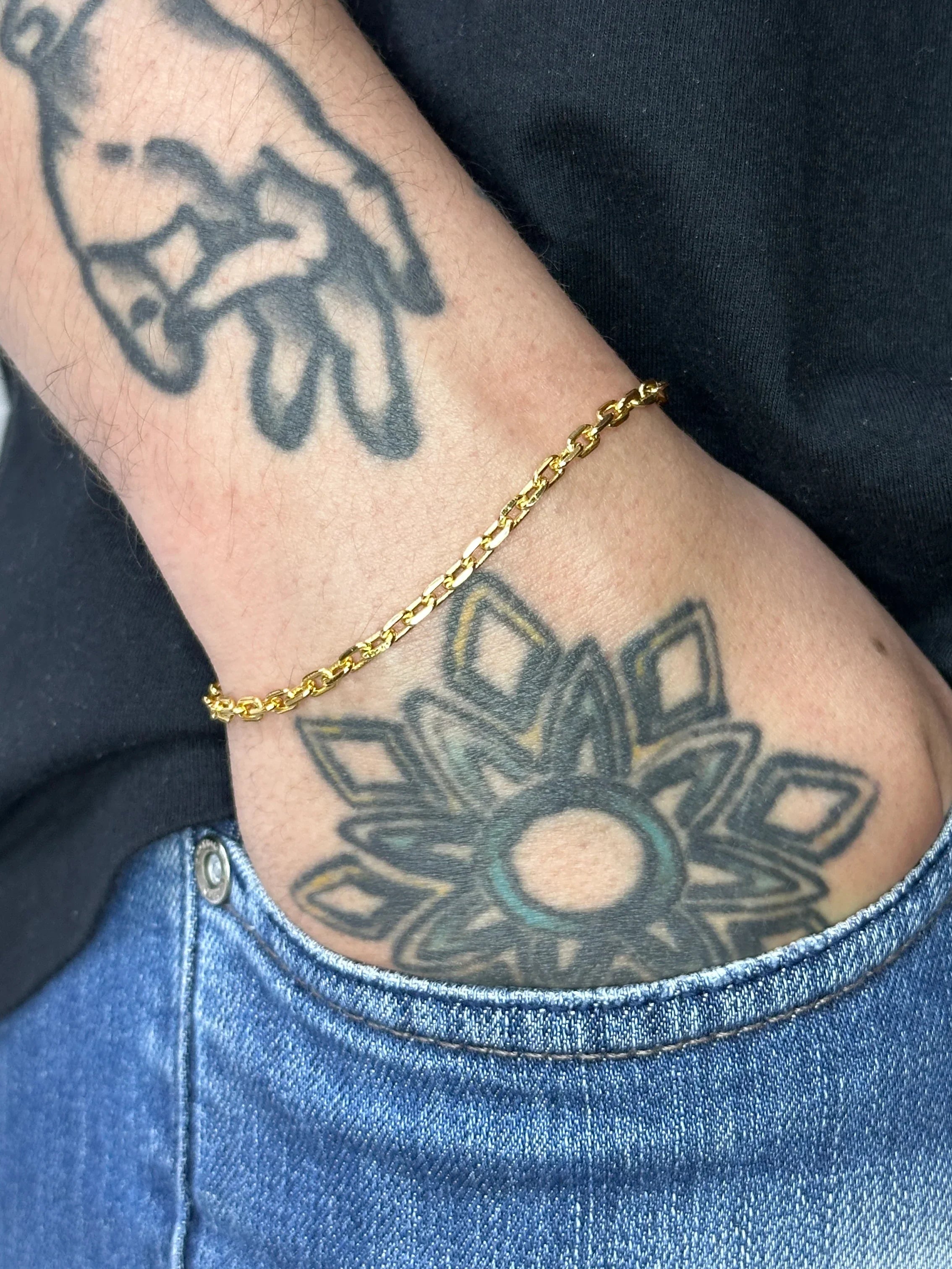 Pulseira Cadeado (3mm) Banhado a Ouro 18K