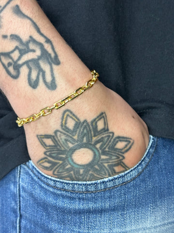Pulseira Cadeado (6mm) Banhada a Ouro 18K