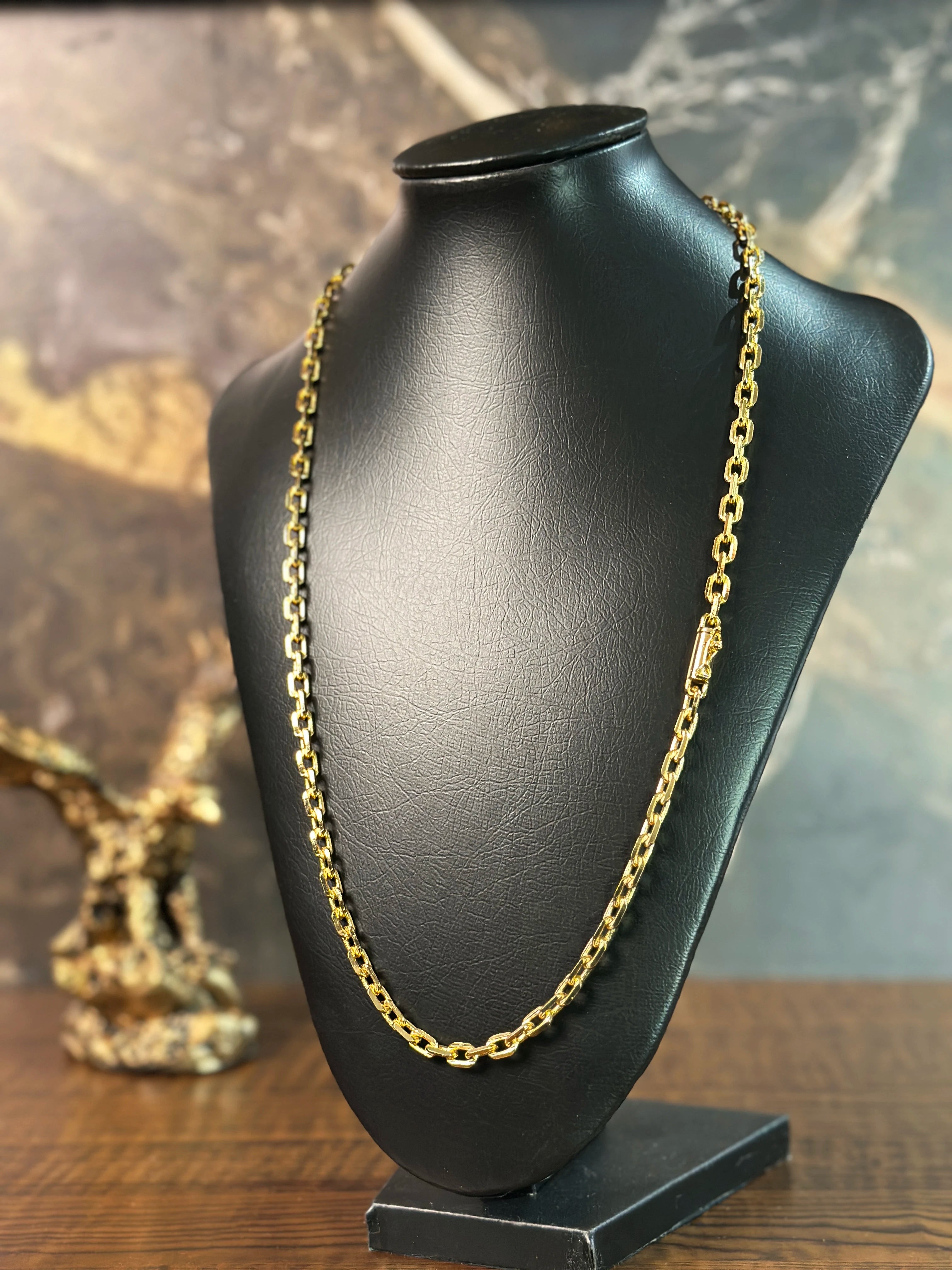 Corrente Cadeado (6mm) Banhada a Ouro 18K