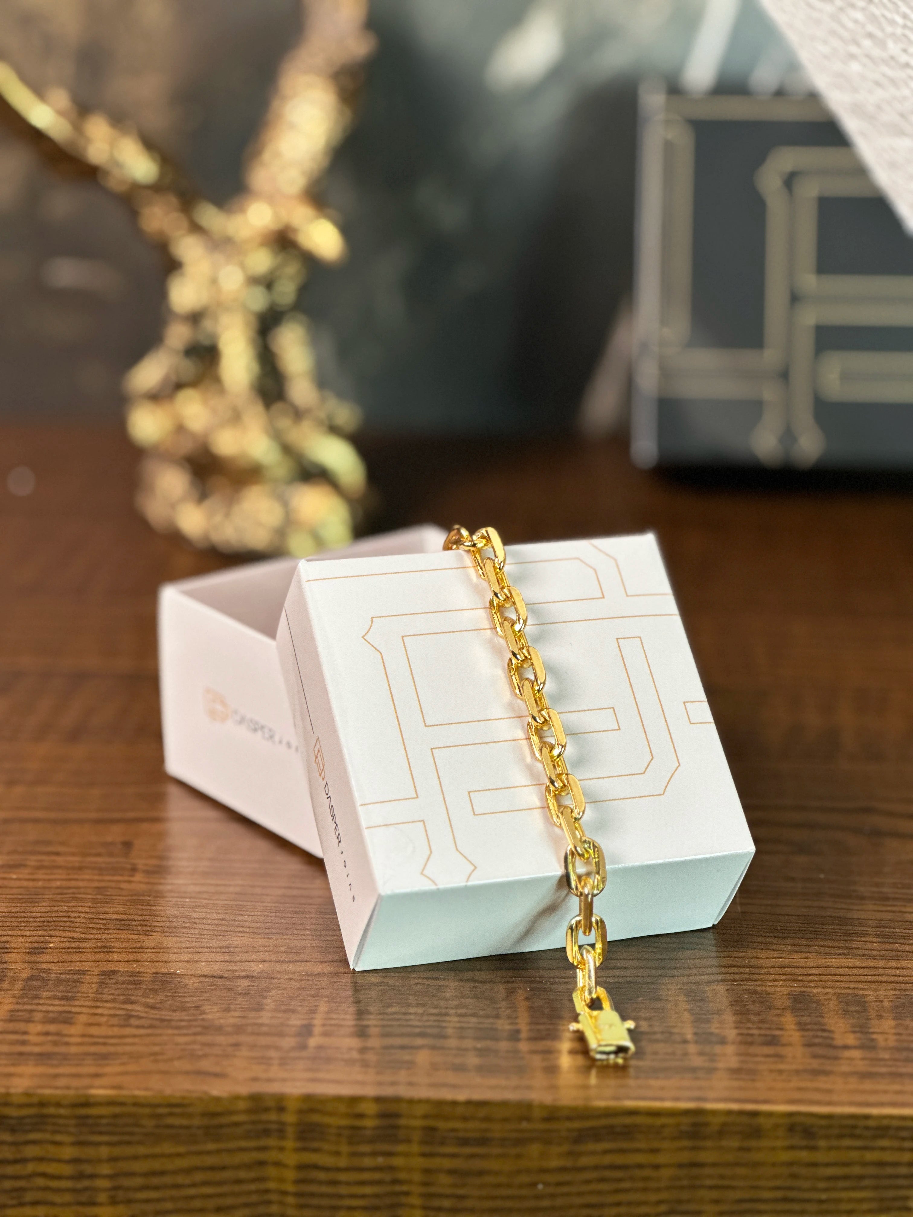 Pulseira Cadeado (9mm) Banhada a Ouro 18K